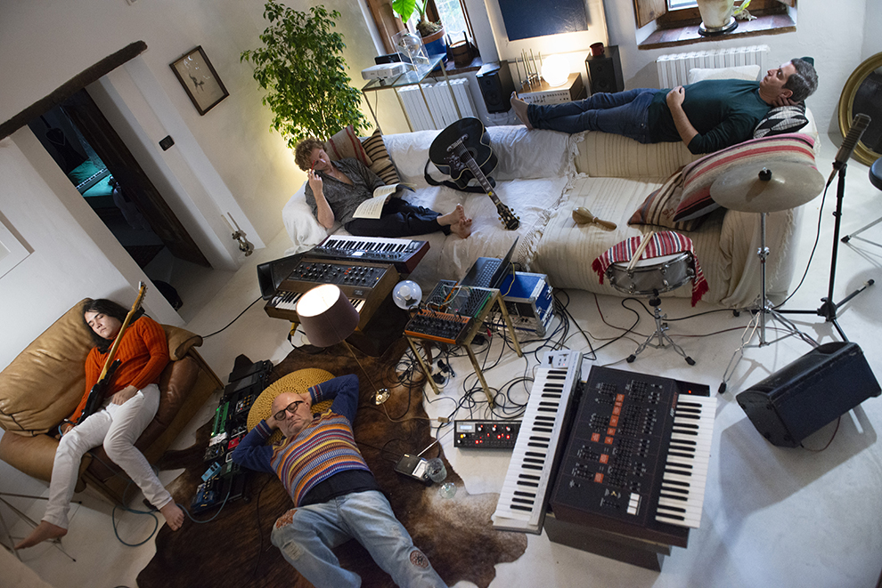 KĀMA – Sala Prove (3 immagini)